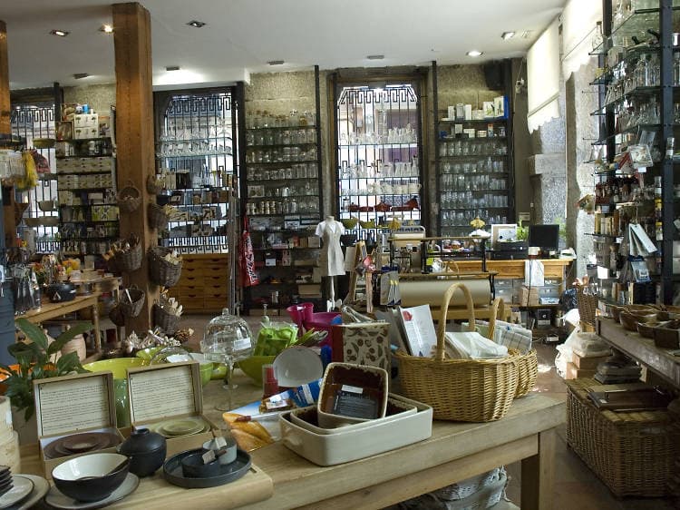 Menaje y objetos de hogar